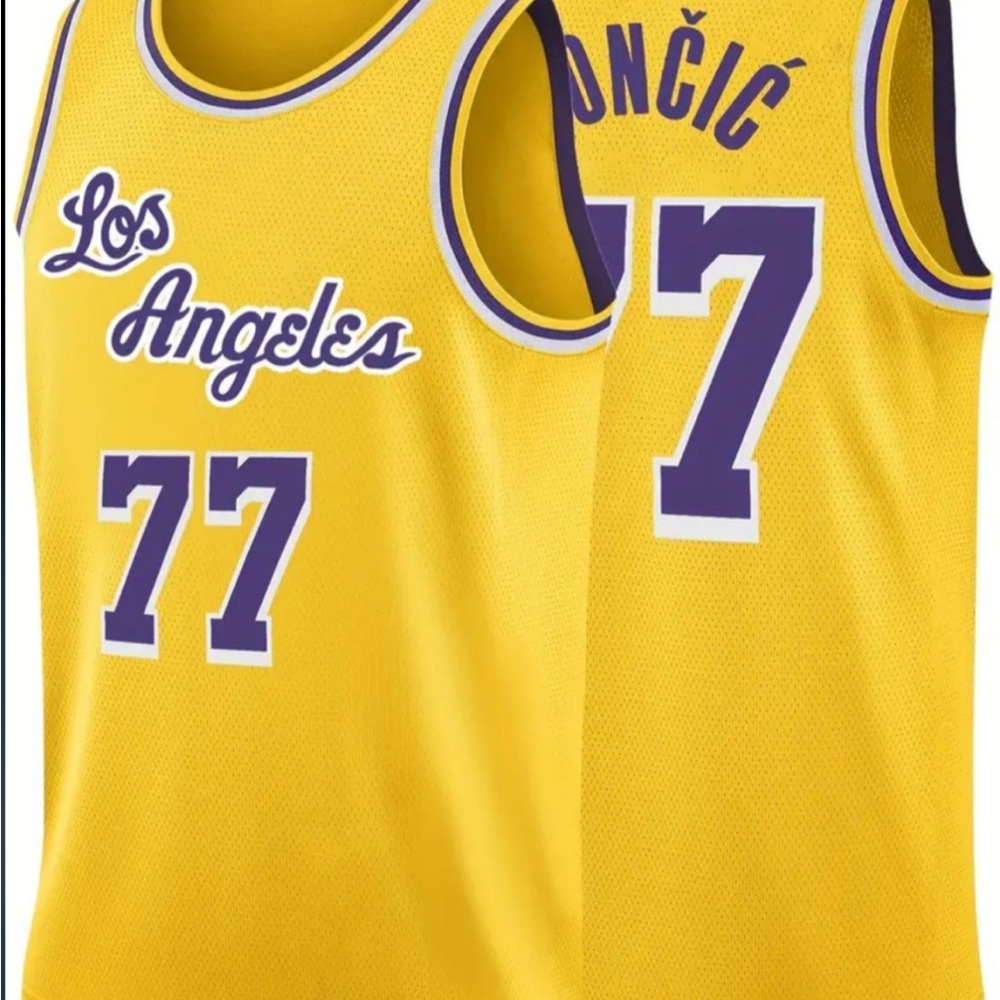 LUKA DONCIC MENS/UNISEX  XXL LAKERS STITCHED JERSEY YELLOW AND PURPLE #77